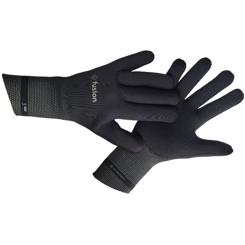 Ocean Pro Fusion Gloves in XS/S, showing durable waterproof gloves with flexible design and reinforced palms.