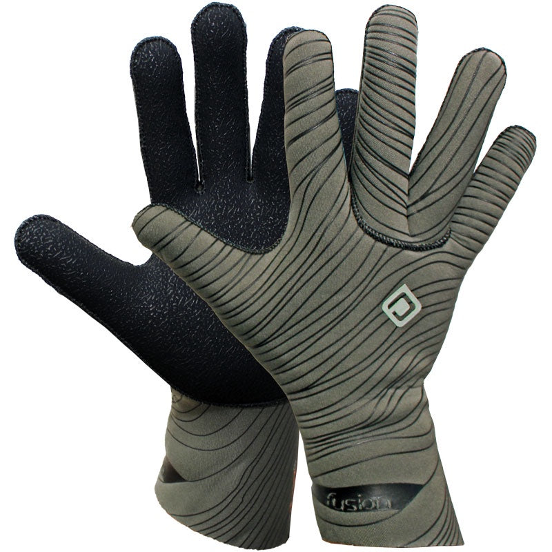 Ocean Pro Fusion Gloves in XS/S, showcasing flexible, durable gloves designed for water sports or outdoor activities.